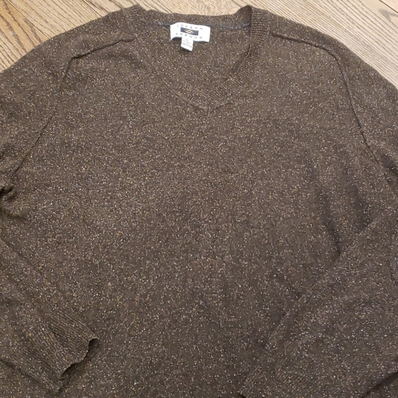 Joseph Abboud v neck sweater - Picture 4 of 4